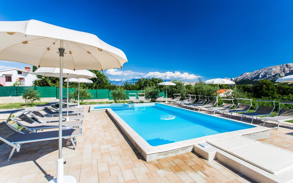 Apartments Lucija Baška Esterno foto